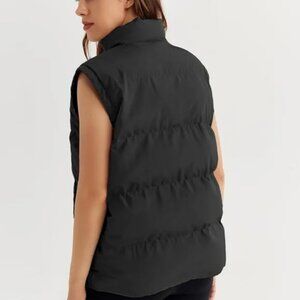 Old Navy Women Black Sleeveless High Neck Puffer Vest